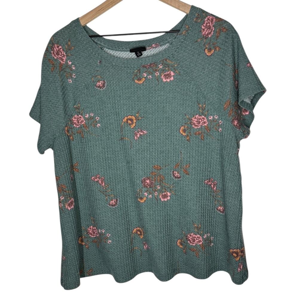 Torrid Floral Waffle Knit Top Size 2 Green Thermal Plus Size